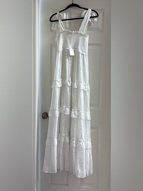 Altar’d state New with tags White Tiered Ruffle Maxi Skirt